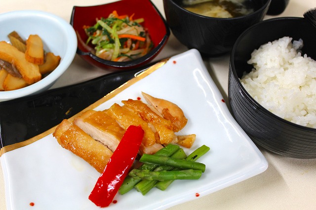 鶏肉の柚子風味照り焼き