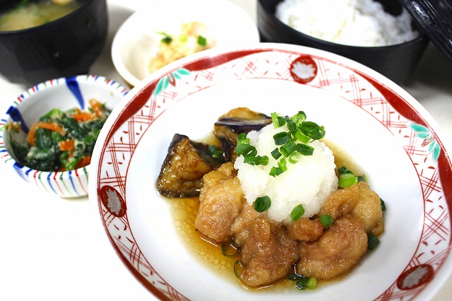 鶏と茄子の揚げ出し風